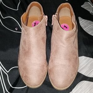 girl size 11 booties..